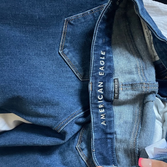 American Eagle “dream jean” - Picture 4 of 4
